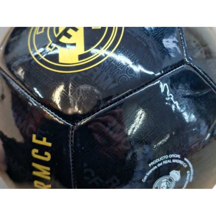 Balón de Fútbol Real Madrid - Tamaño de Reglamento Balón de Fútbol Real Madrid - Tamaño de Reglamento