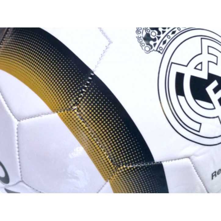 Balón de Fútbol Real Madrid - Tamaño de Reglamento Balón de Fútbol Real Madrid - Tamaño de Reglamento