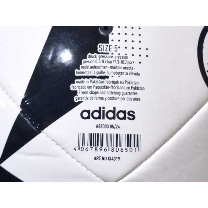 Balón de Fútbol Adidas Real Madrid - Tamaño de Reglamento Balón de Fútbol Adidas Real Madrid - Tamaño de Reglamento