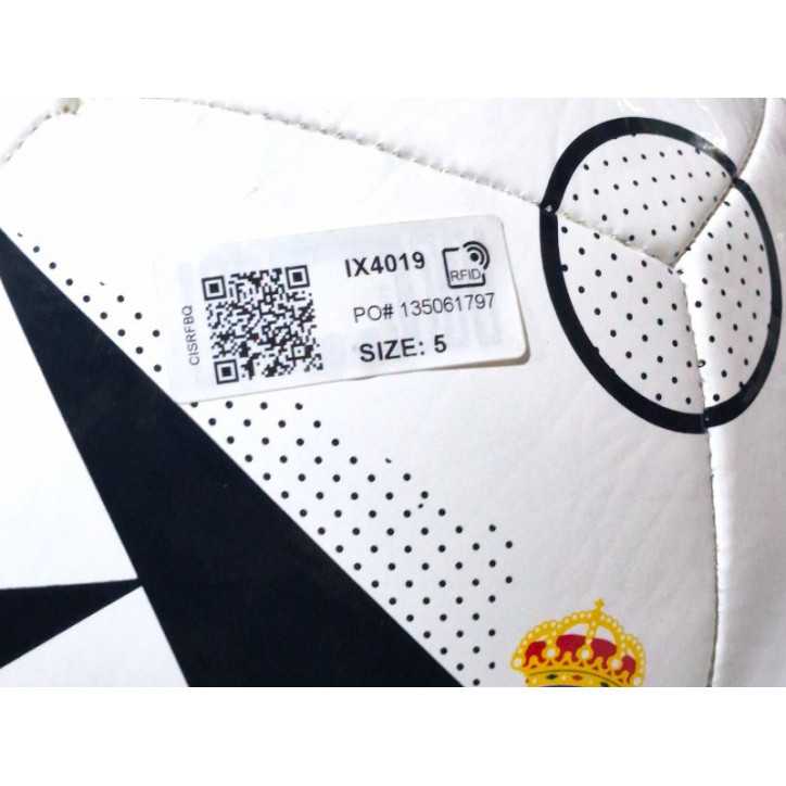 Balón de Fútbol Adidas Real Madrid - Tamaño de Reglamento Balón de Fútbol Adidas Real Madrid - Tamaño de Reglamento