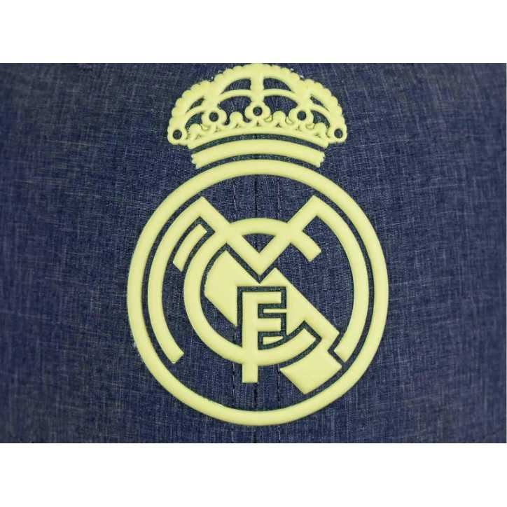 Gorra Real Madrid Gris escudo Amarillo