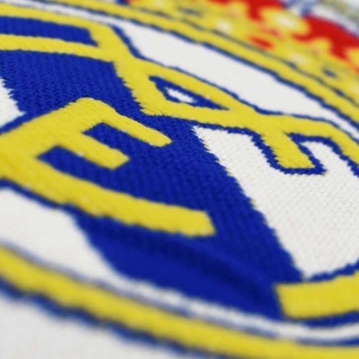 Bufanda Real Madrid Clásica Oficial Nº2