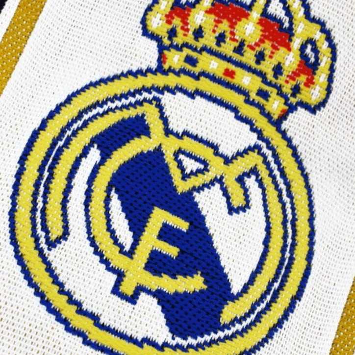Bufanda Real Madrid Home 23/24 Modelo Nº30 Bufanda Real Madrid Home 23/24 Modelo Nº30