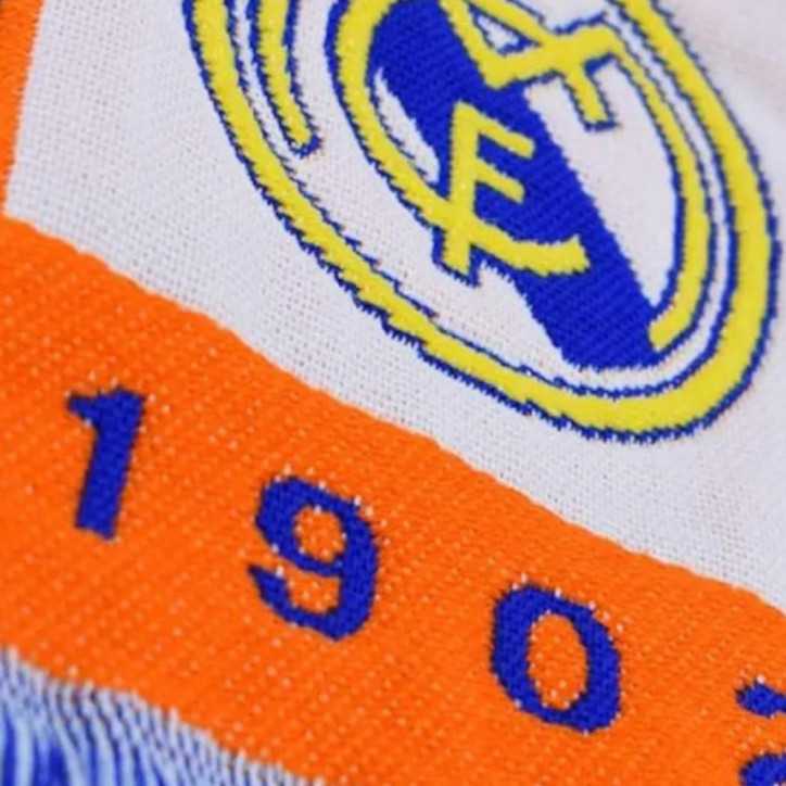 Bufanda Real Madrid Home 22/23 Modelo Nº18