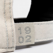 Gorra Beige Real Madrid Dragón Oficial | Producto Oficial - StockFutbol