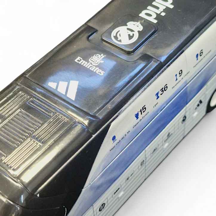 Autobús Real Madrid 15 Champions Juguete Oficial