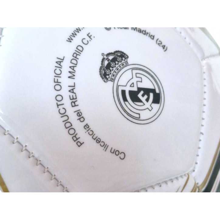 Balón de Fútbol Real Madrid - Tamaño de Reglamento Balón de Fútbol Real Madrid - Tamaño de Reglamento